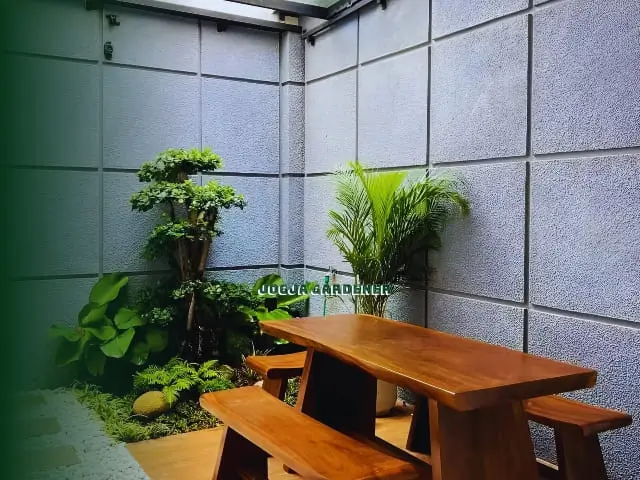 Pembuatan Taman Belakang Rumah